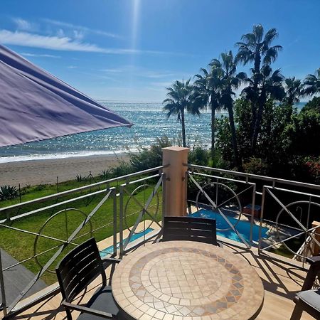 Exclusive Beachfront Penthouse Almayate Alto Exterior foto