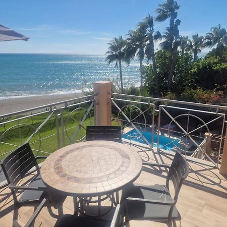 Exclusive Beachfront Penthouse Almayate Alto Exterior foto