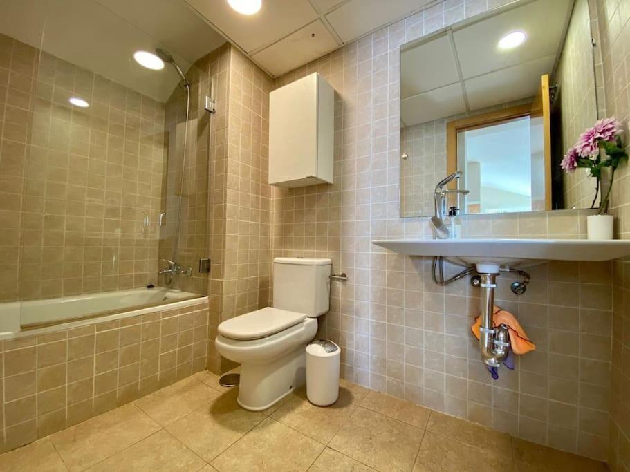 Exclusive Beachfront Penthouse Almayate Alto Exterior foto